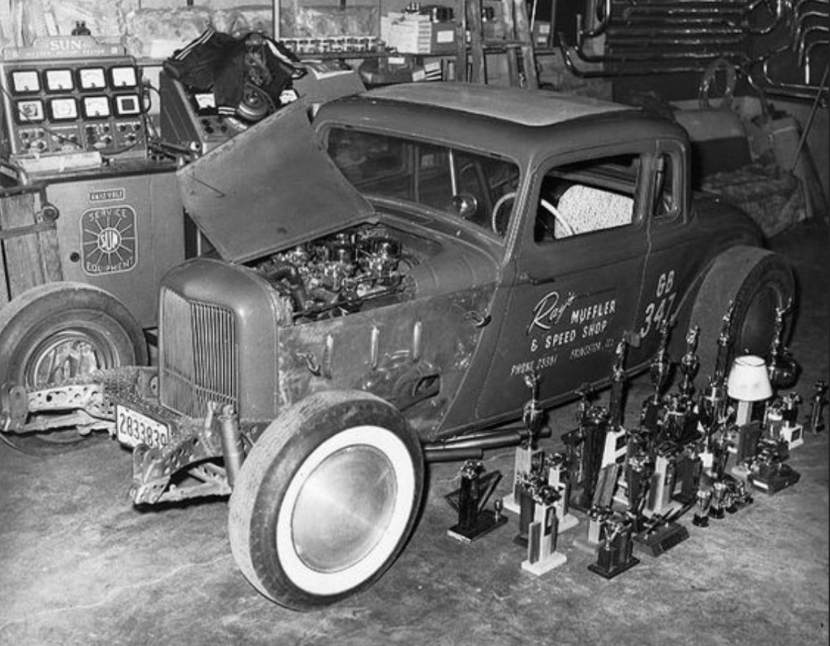 81 Ray's muffler and speed shop.jpg