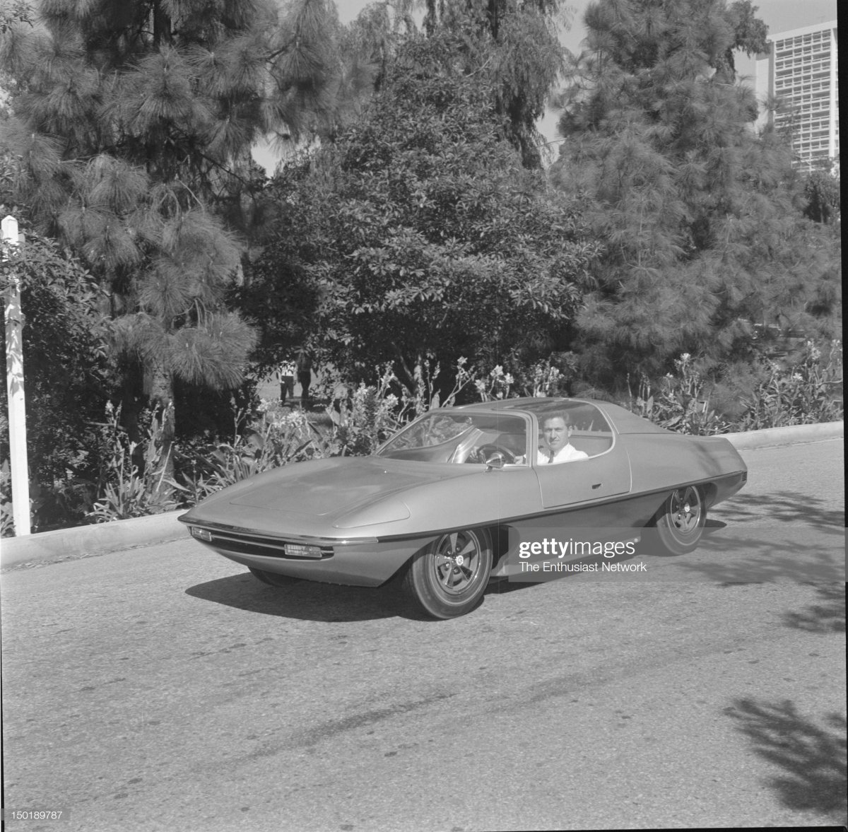 90  Man From U.N.C.L.E. Car - AMT Piranha production car 1.jpg