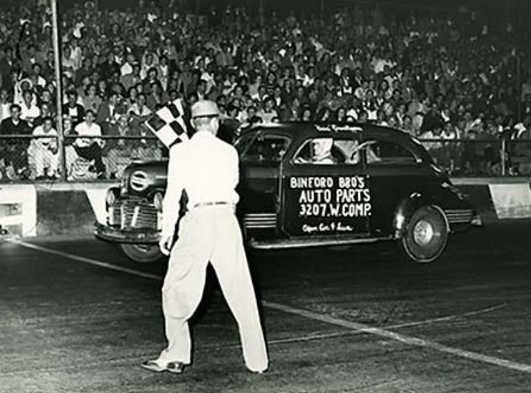90   vv vee vee  Eric Erickson in the Binford Bros. Pontiac.JPG