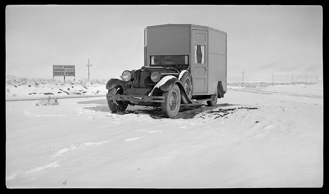 93 Circa 1927 Stutz w aerodynamic tweaks.jpg