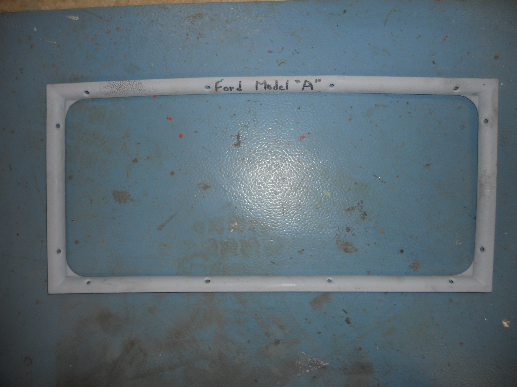 A window moulding 002.JPG