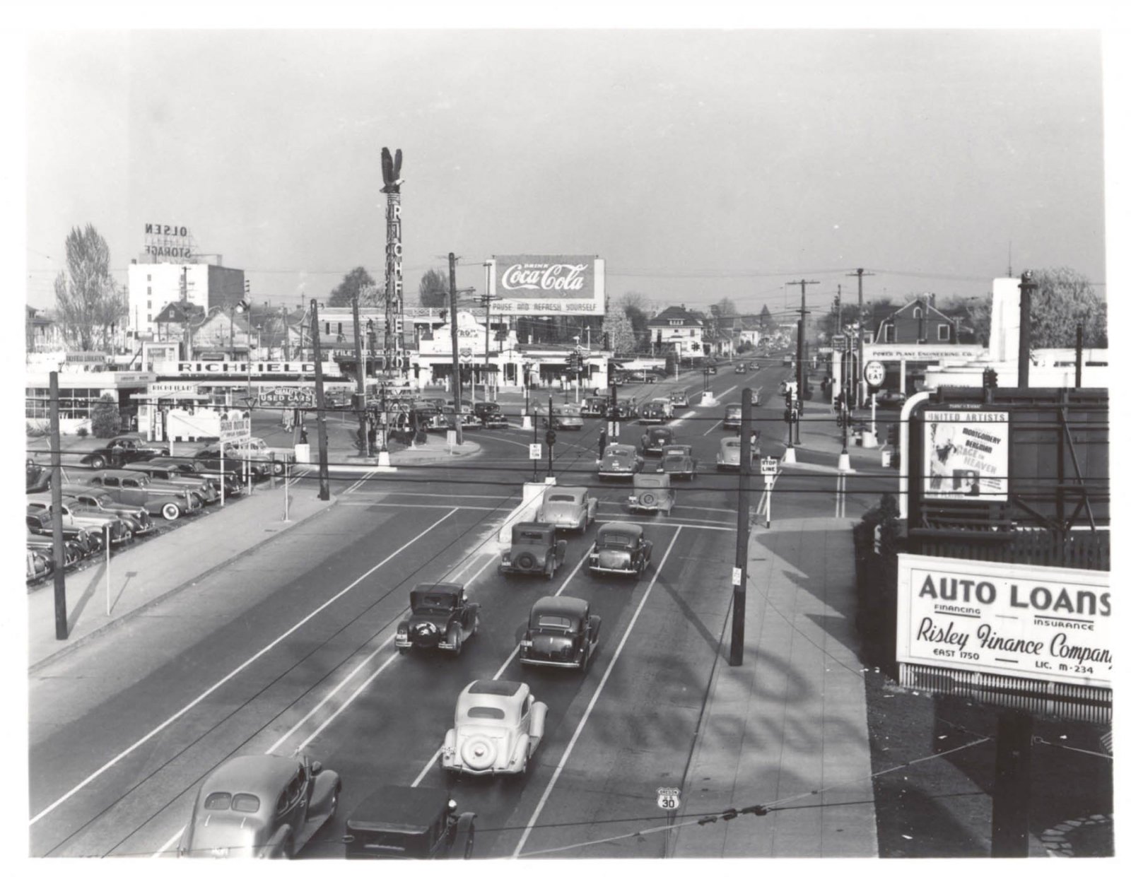 a2005-001-114-e-burnside-sandy-and-12th-east-1941.jpg
