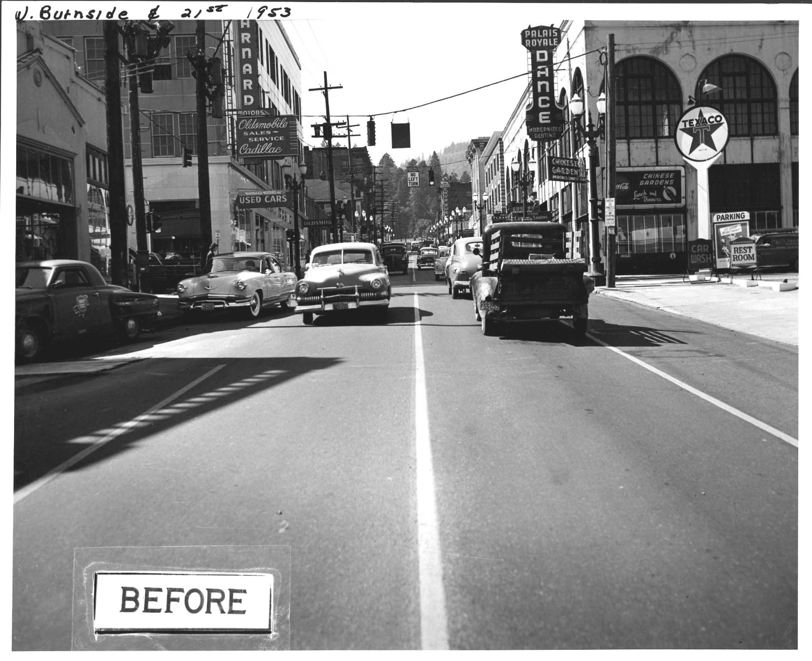 a2005-001-164-w-burnside-st-and-21st-ave-looking-west-1953.jpg