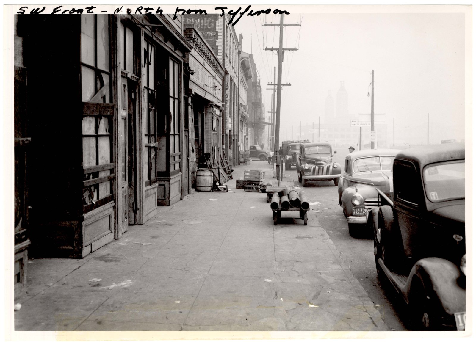 a2005-001-221-sw-front-looking-north-from-jefferson-1944.jpg