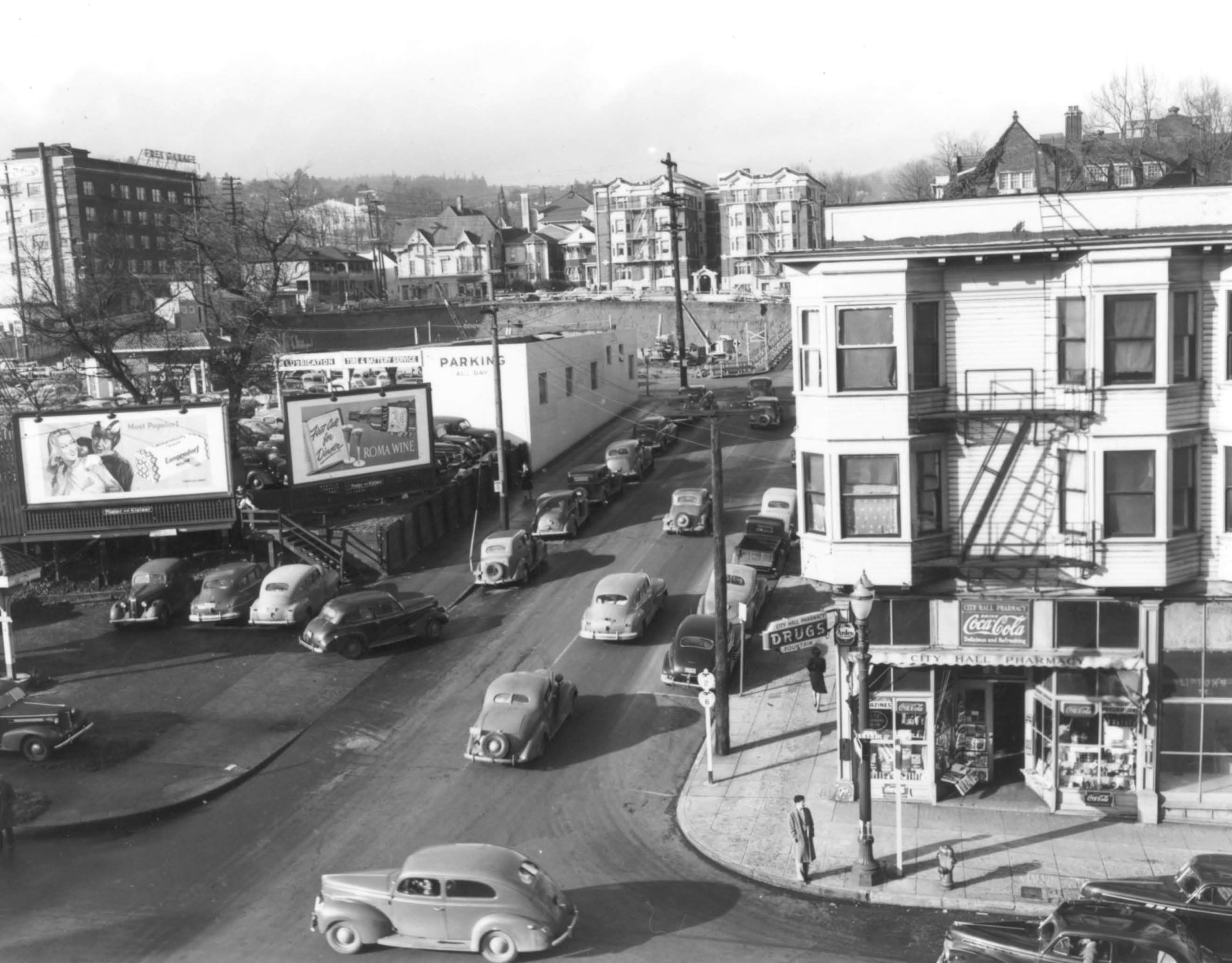 a2005-001-346-sw-jefferson-st-at-5th-ave-looking-west-1946.jpg