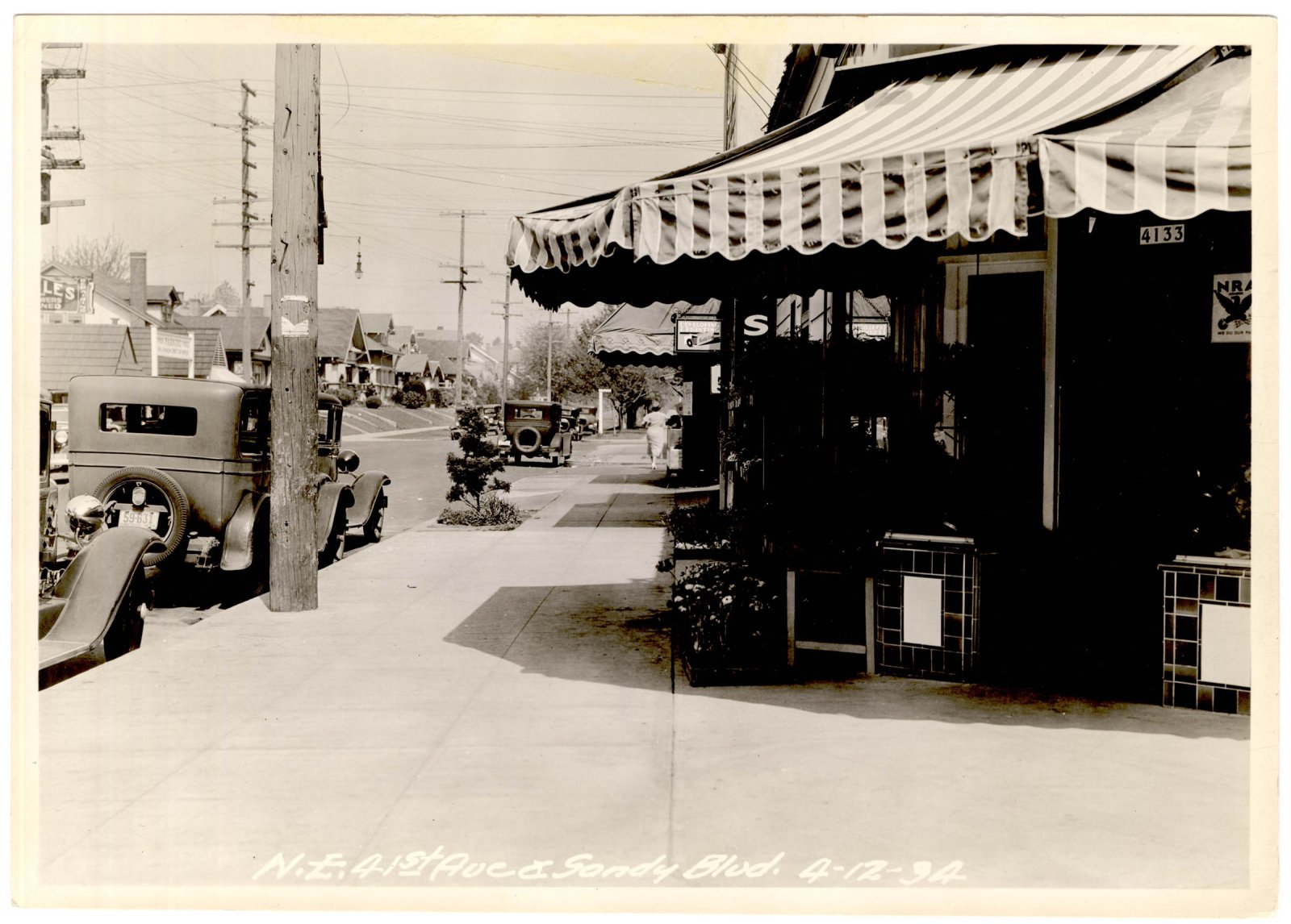 a2005-001-541-ne-41st-ave-and-sandy-blvd-looking-north-1934.jpg