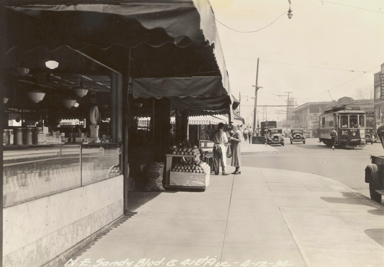 a2005-001-542-ne-sandy-blvd-and-41st-east-1934.jpg