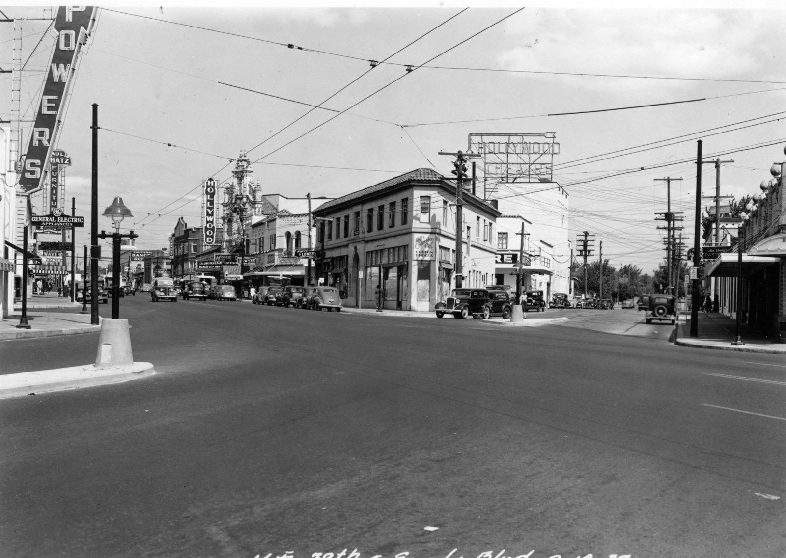 a2005-001-558-ne-sandy-at-39th-east-1939.jpg