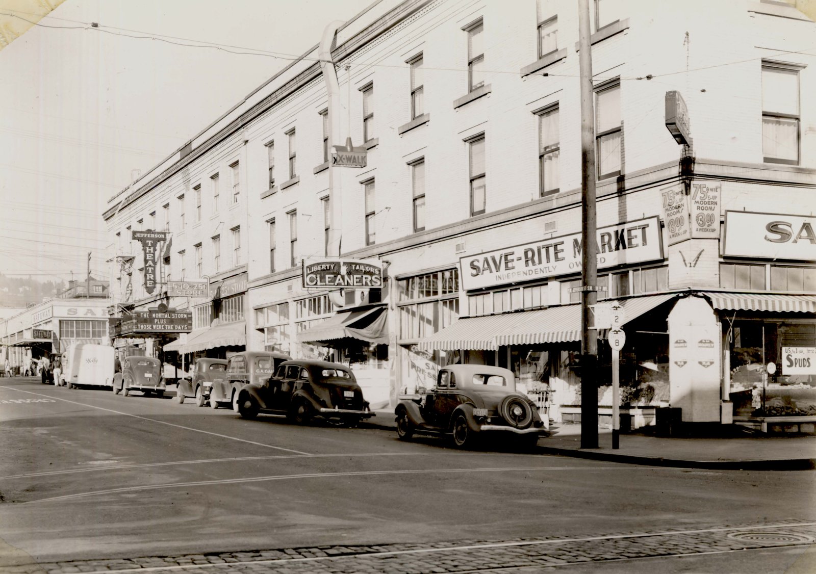 a2005-001-796-sw-jefferson-west-from-11th-1940.jpg