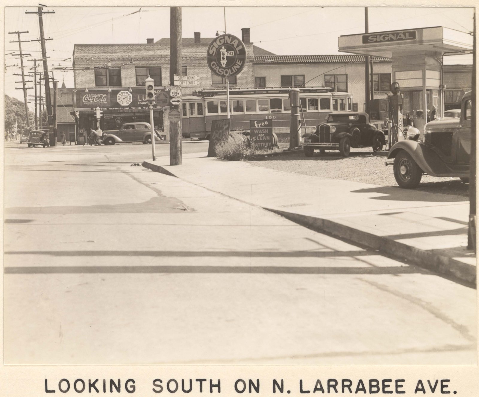 a2005-001-82-n-broadway-south-on-larrabee-1937.jpg