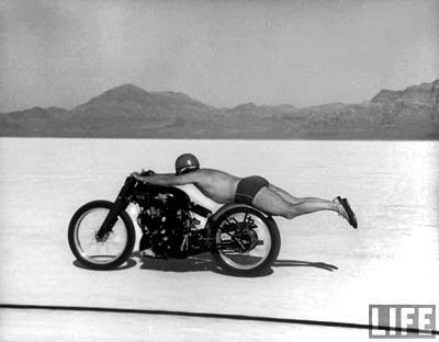 a370f340bd93efcf837985cb7c54cd31--bonneville-vintage-motorcycles.jpg