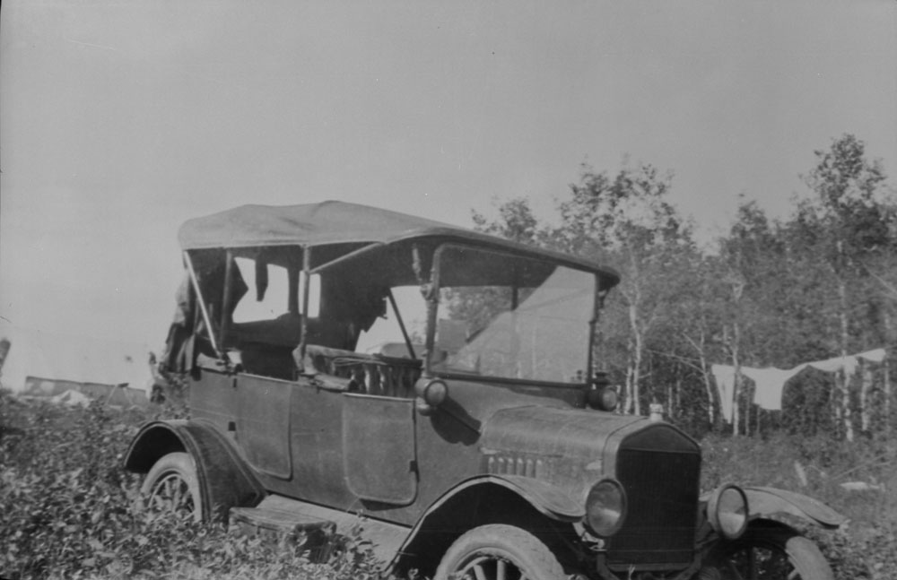 AC-126 Auto 1920-1.jpg