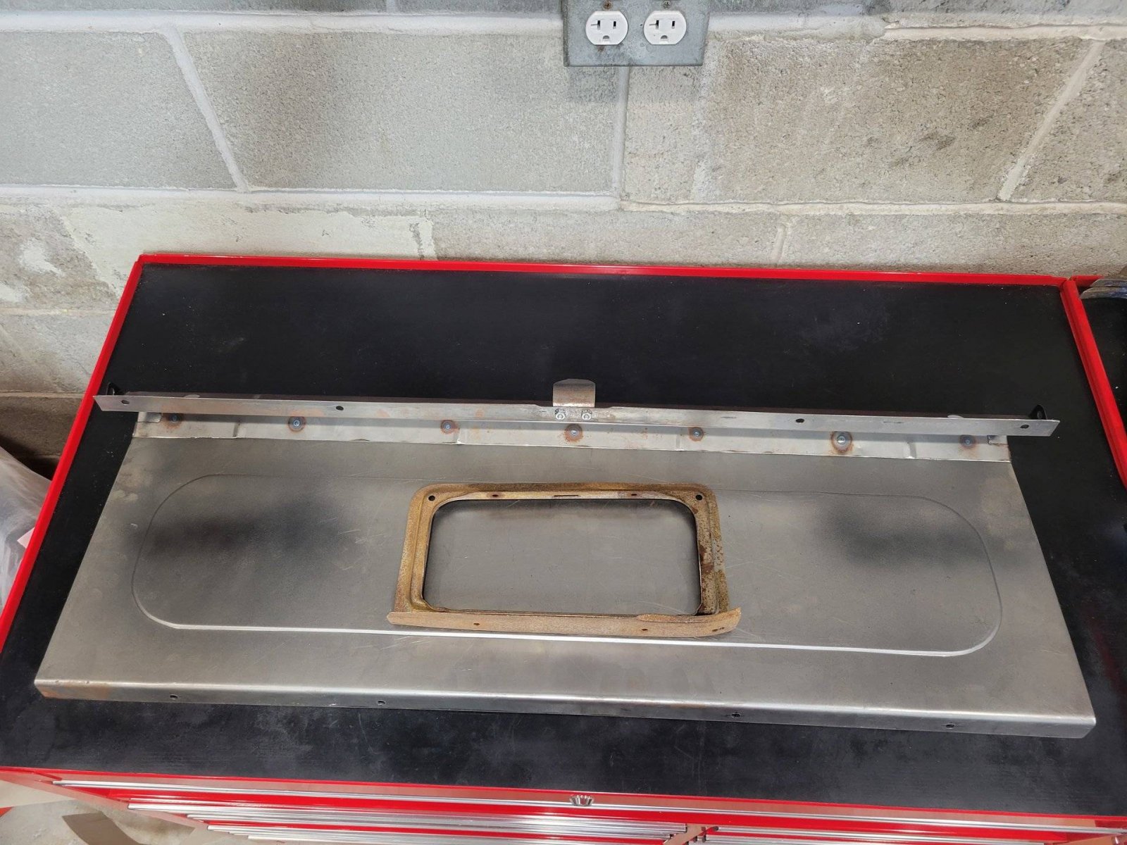 Access Panel Using Glovebox Dash Piece.jpg