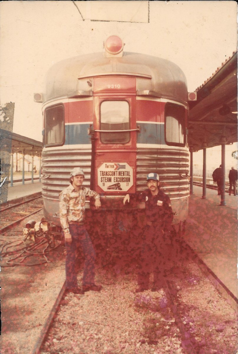 AFT tailsignDB1977Bjan.jpg