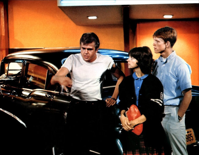 american-graffiti-paul-le-mat-cindy-williams-ron-howard.jpg