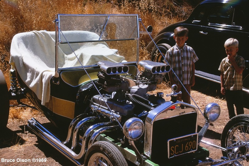 Andy's 3rd Annual Picnic - July '69 -  Kodachrome 5.jpg