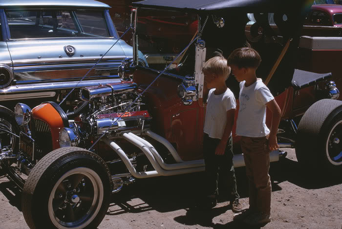 Andys3rdAnnualPicnic-July69-Kodachrome14.jpg