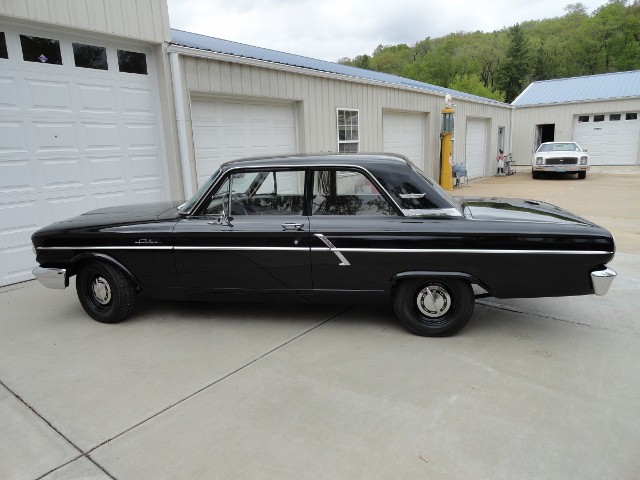 Auction items,Fairlane 009 (640x480).jpg