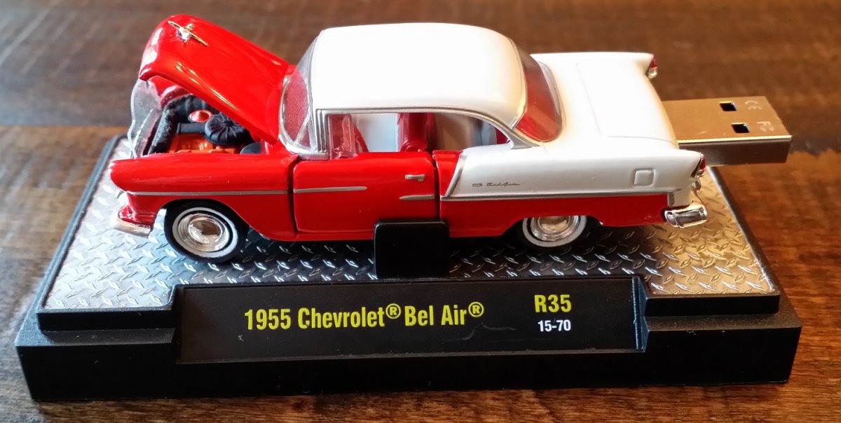 autodrive_1955_Chevy_BelAir_red_m2.jpg