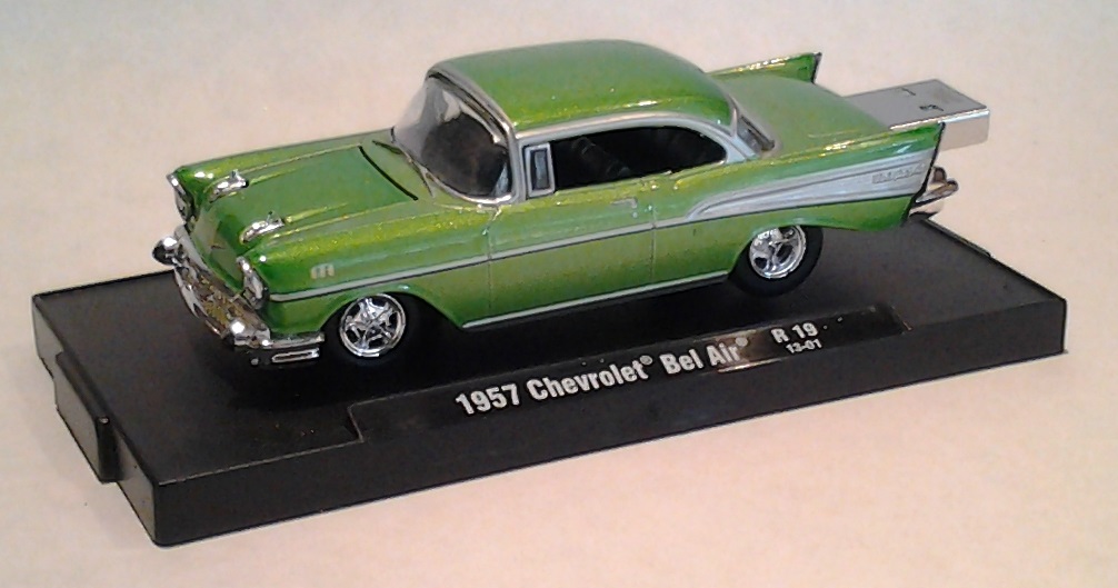 autodrive_1957_chevy_BelAir_limegreen_09.jpg