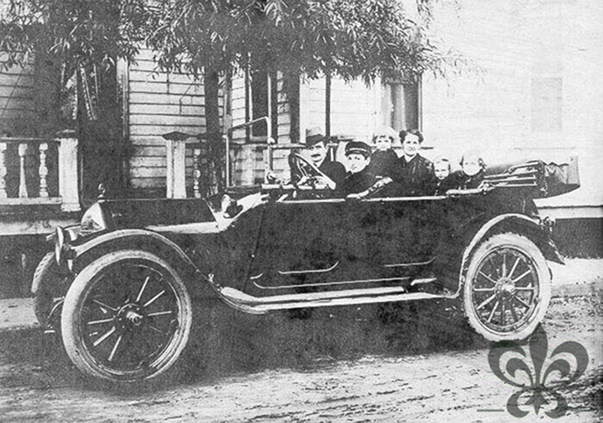automobile__01__pit-roy-conducteur-cap-de-la-madeleine.jpg
