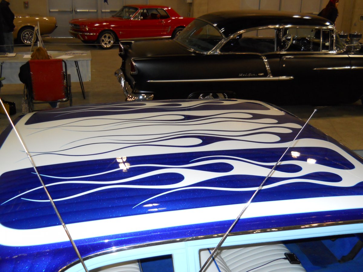 Autorama, Sacramento, Feb 2012 107.jpg