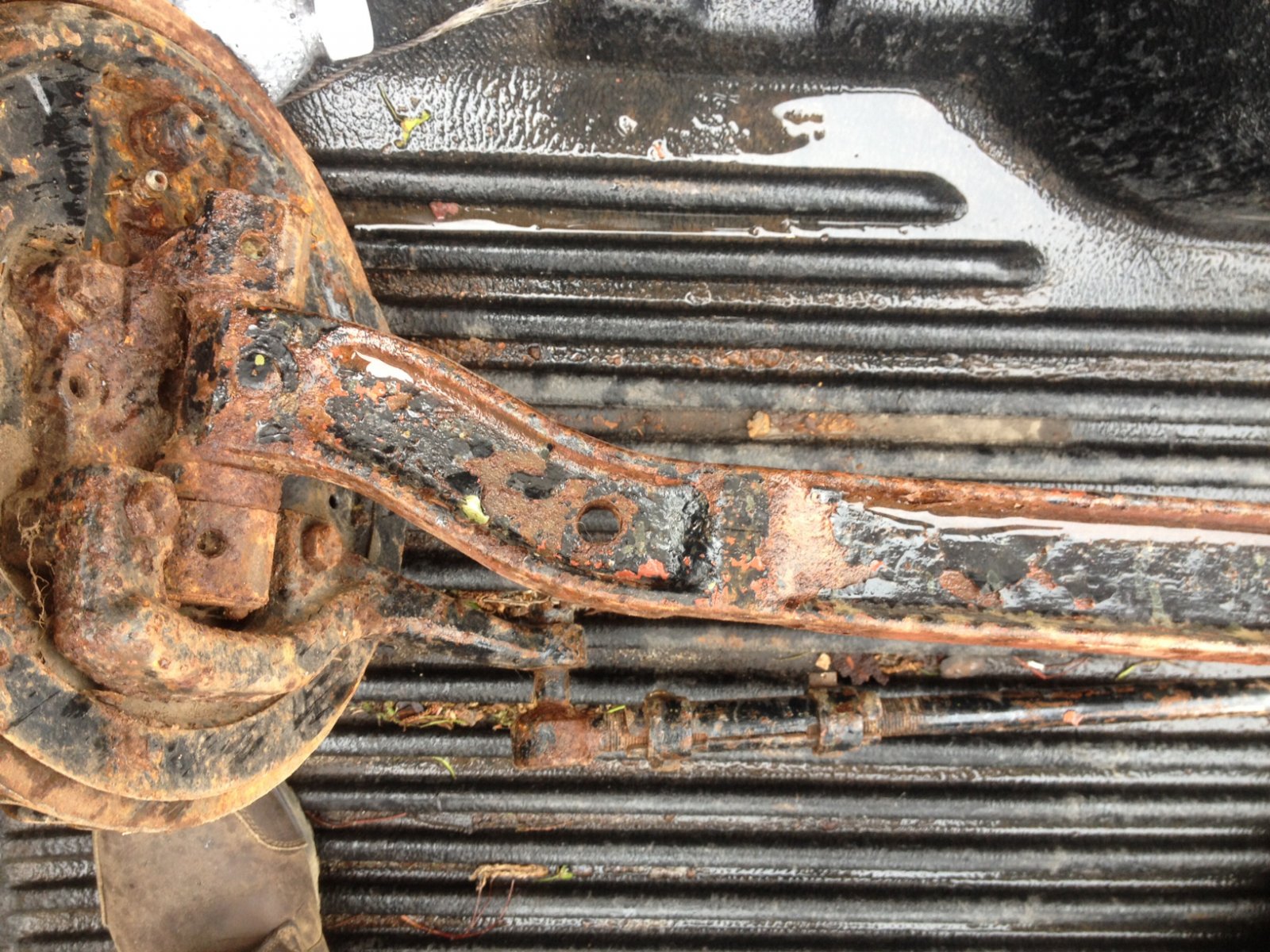 axle 1.jpg