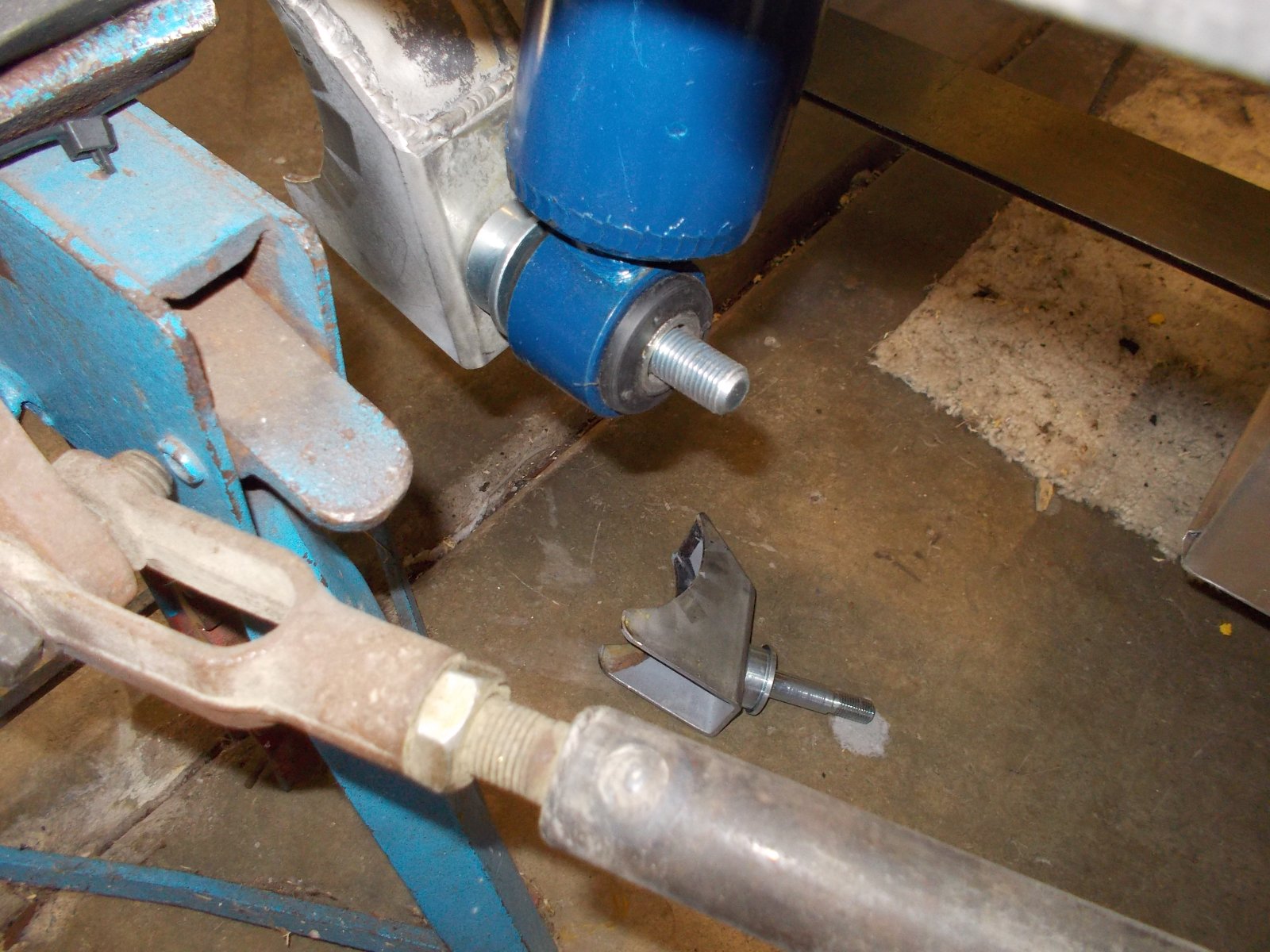 axle rr 21.JPG