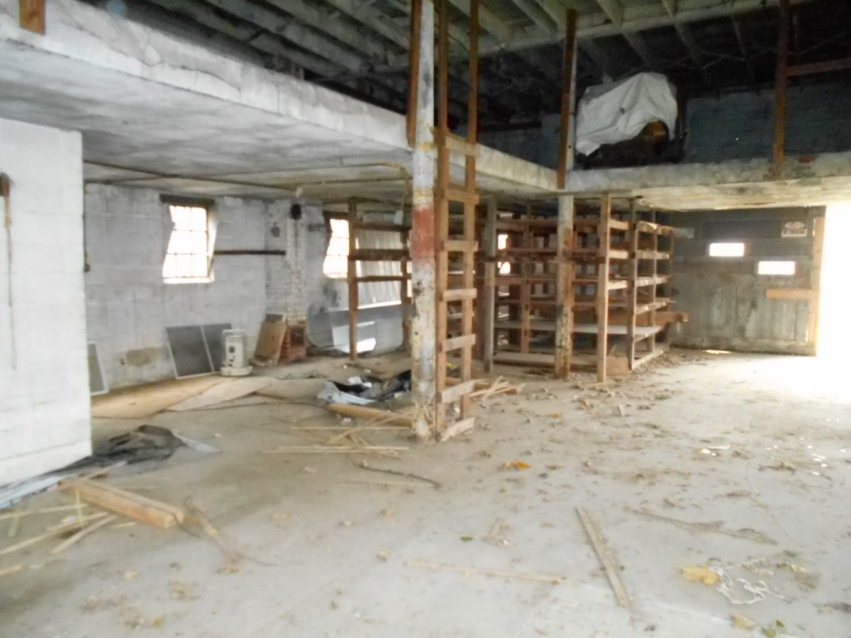 barns, bldgs 034.jpg