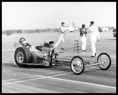 Barnstormer early Bakersfield (staged Z running).jpg