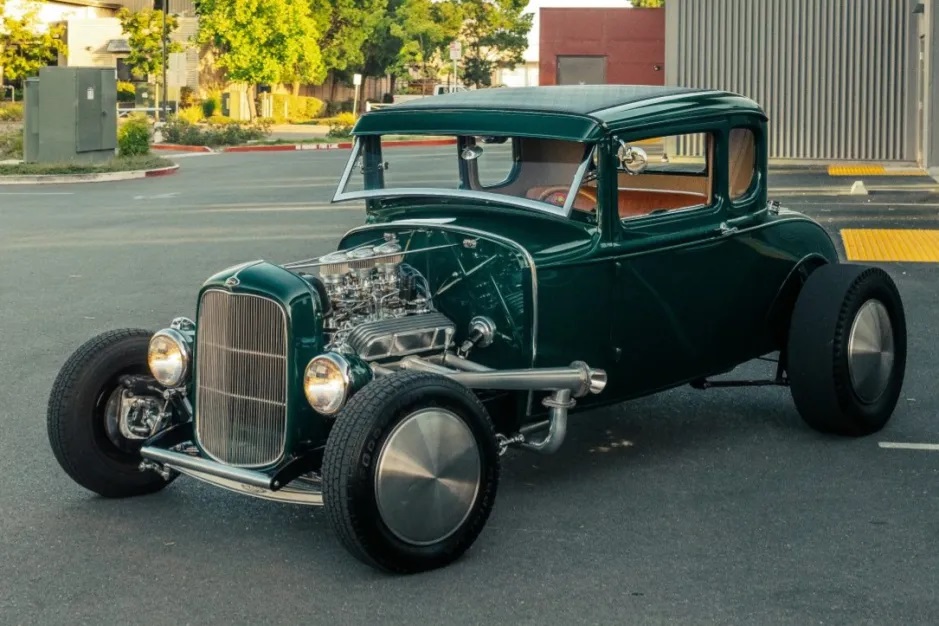 BAT - 1930 Ford Model A Coupe (327).jpg