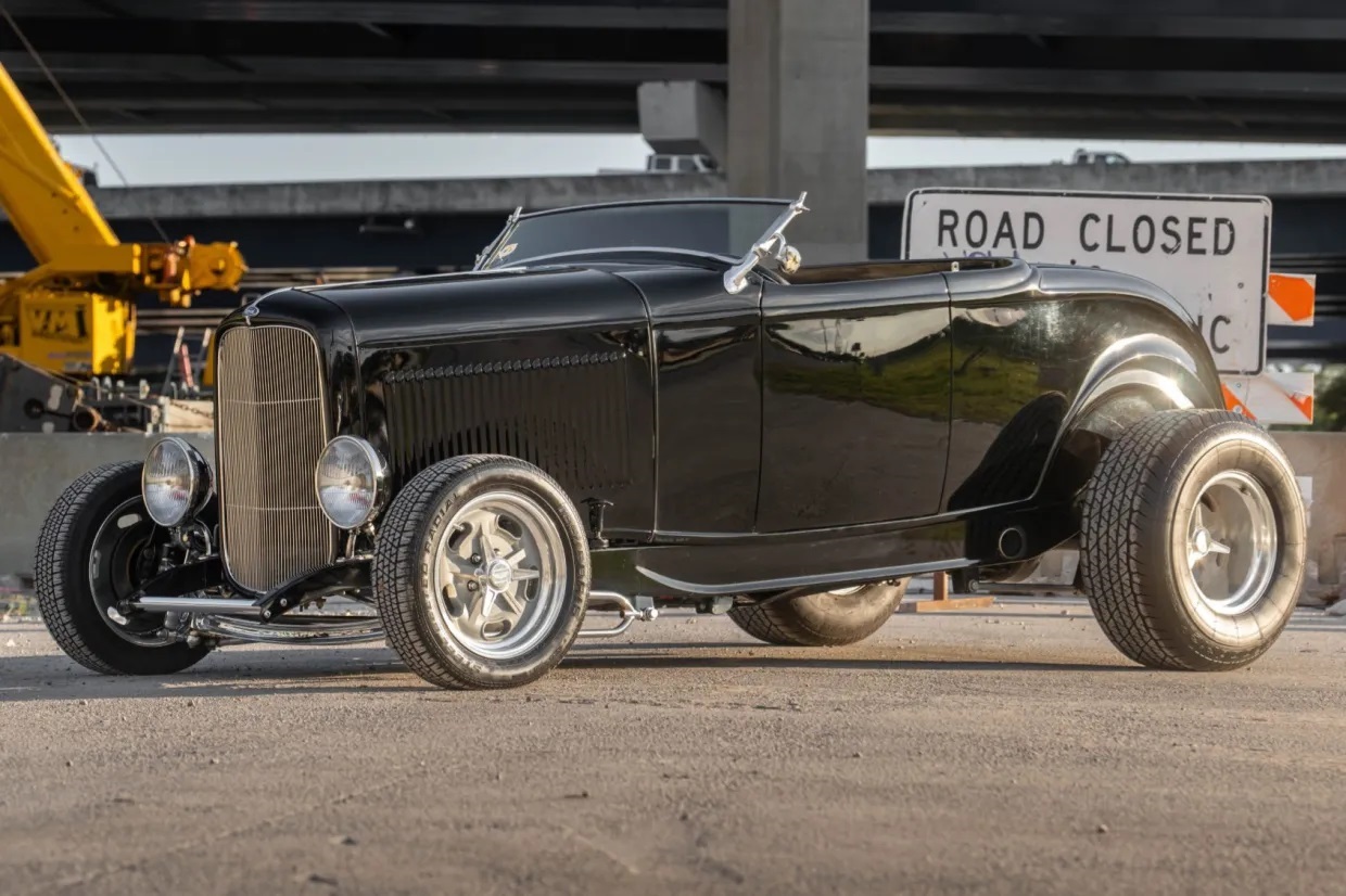 BaT - 1932 Ford Highboy.jpg