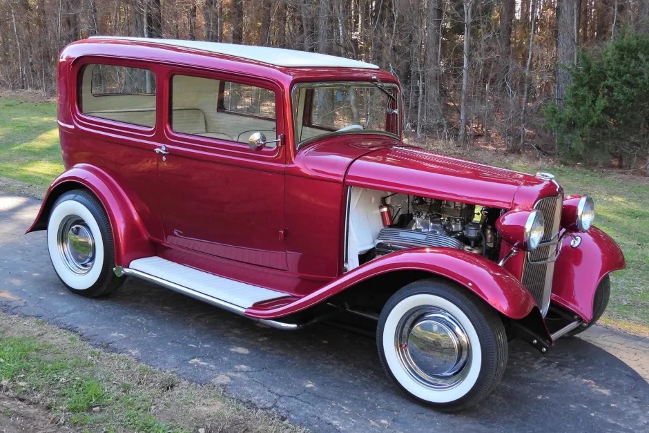 BAT - 1932 Ford Tudor.jpg