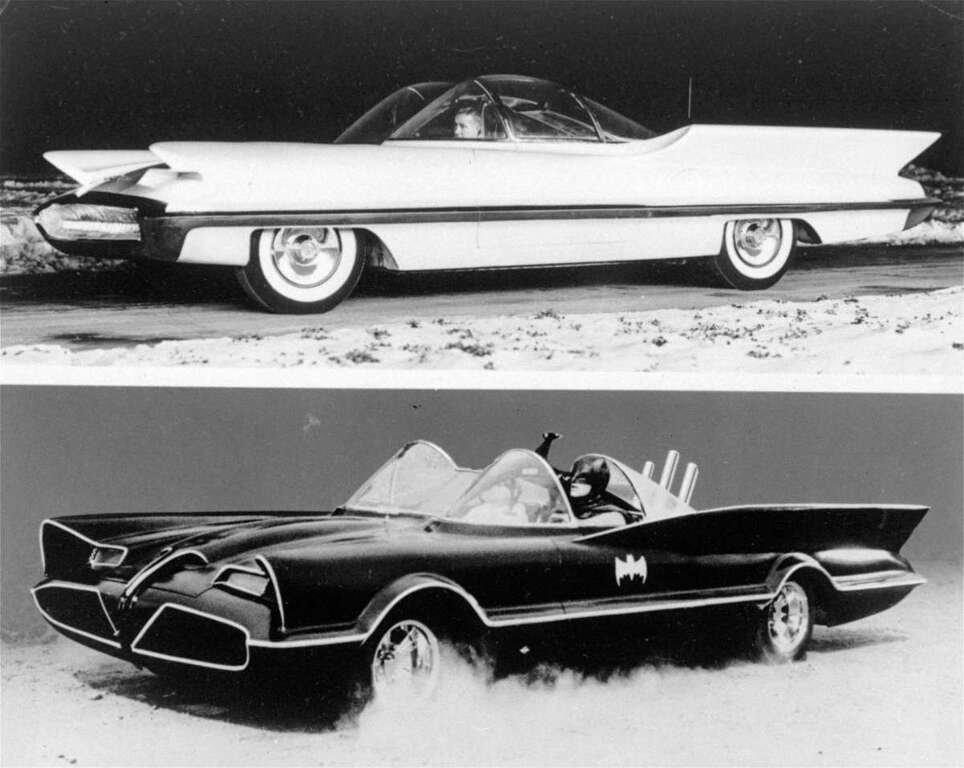 batmobile-lincoln-futura.jpeg