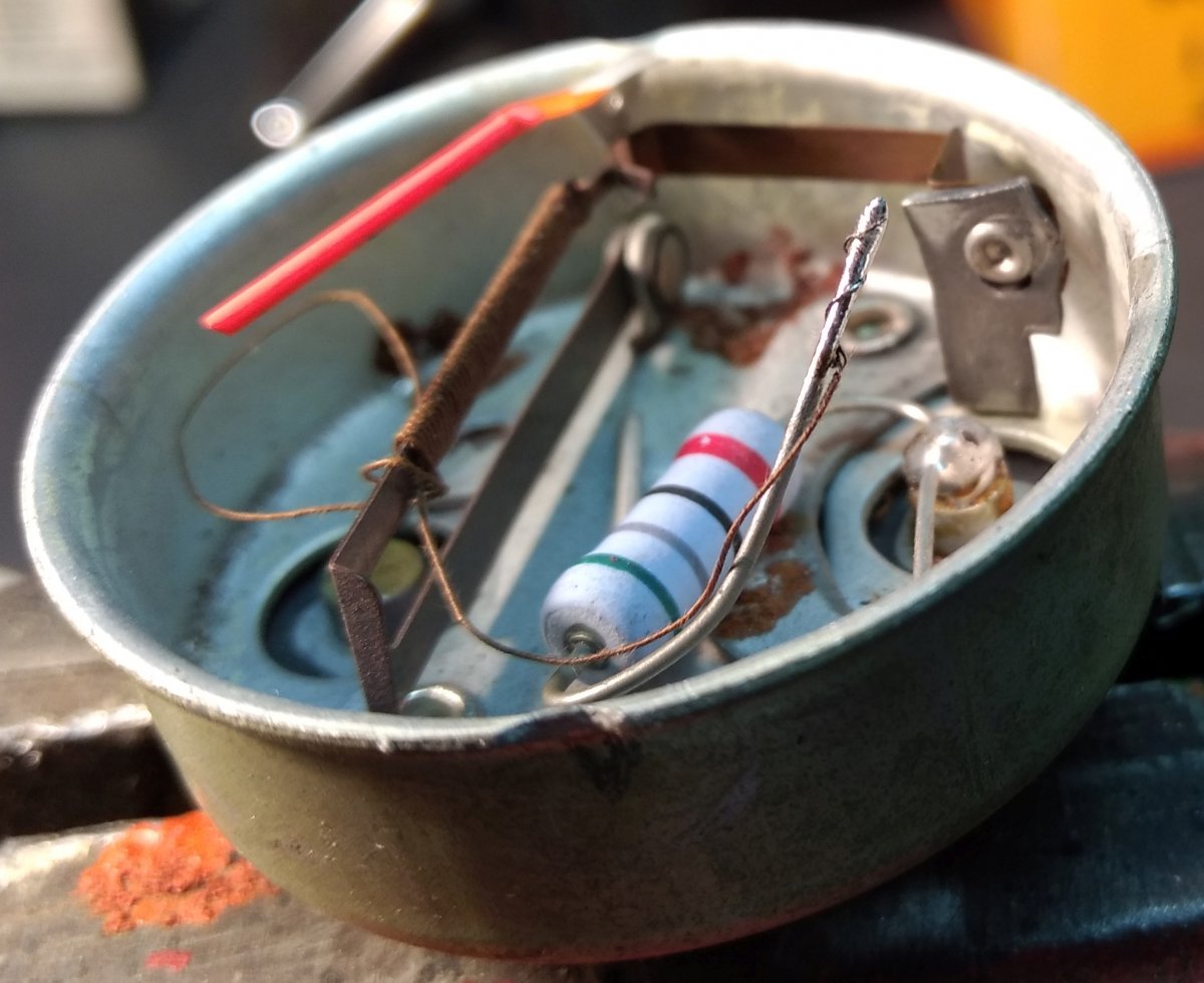 Batt gauge repair 3.jpg
