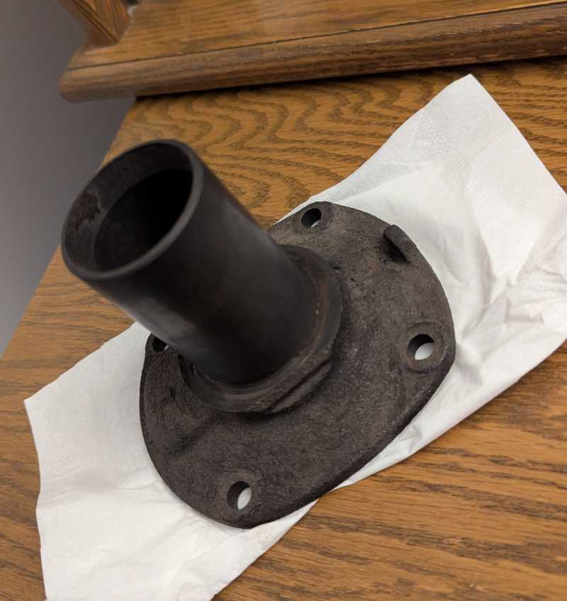 bearing retainer.jpg