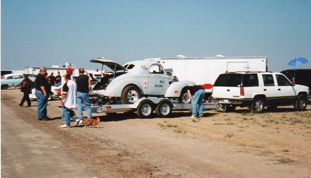 Behind Rogers truck 7.jpg