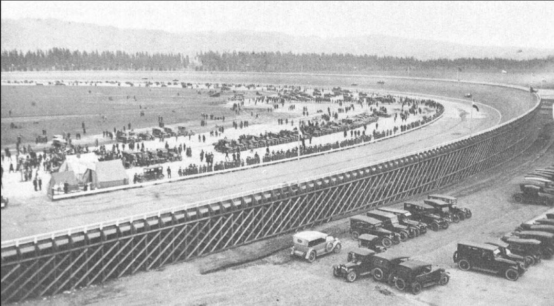 Beverly Hills Board Speedway 1920s.JPG