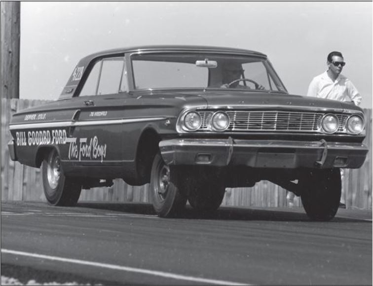 Bill Goodro Ford at Mountain view Dragway DS with hypo.JPG