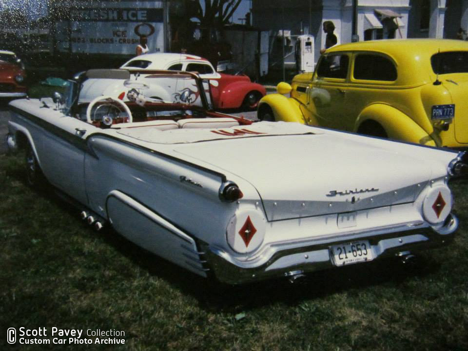 Bill n Mary Wilson 59 Galaxie vert b SPC.jpg