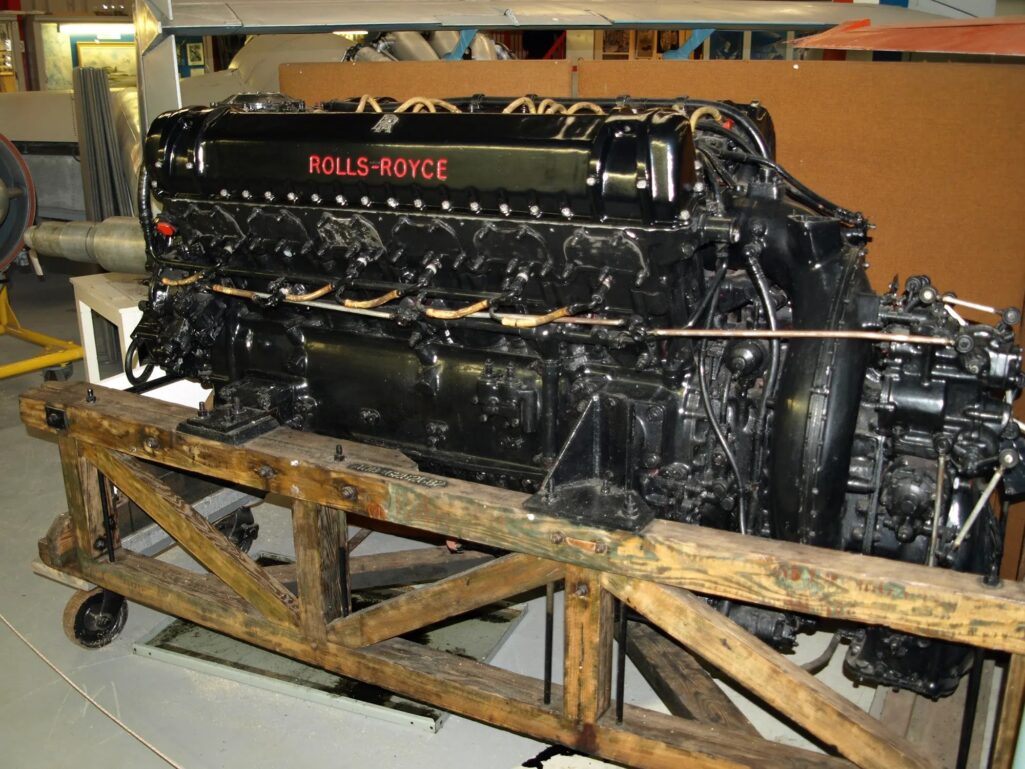 Black engine 001 Griffon.JPG