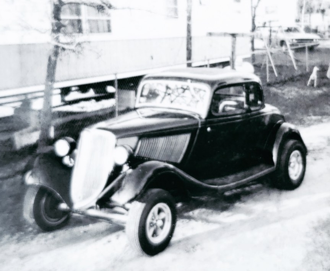 Blackline 33 Ford.jpg