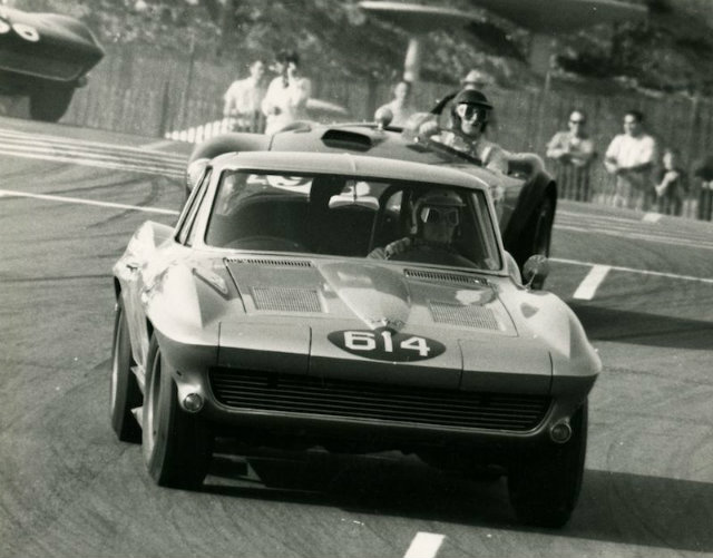 Bob Bondurant being chased by Ken Miles.jpg