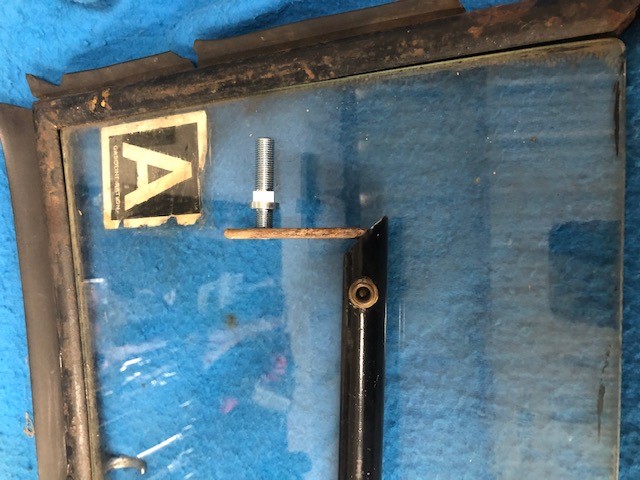 bolt windshield.jpg