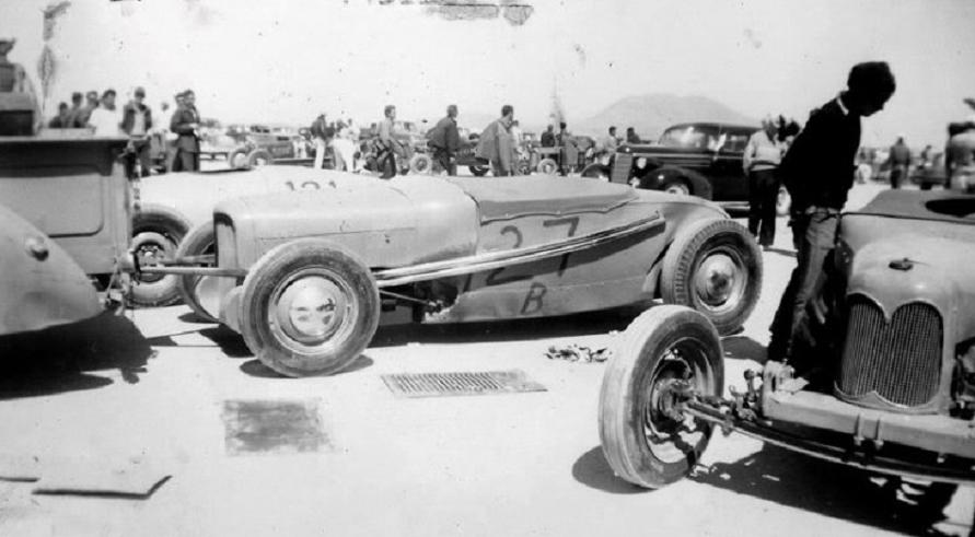 Bonneville 1939 roadster #27.jpg