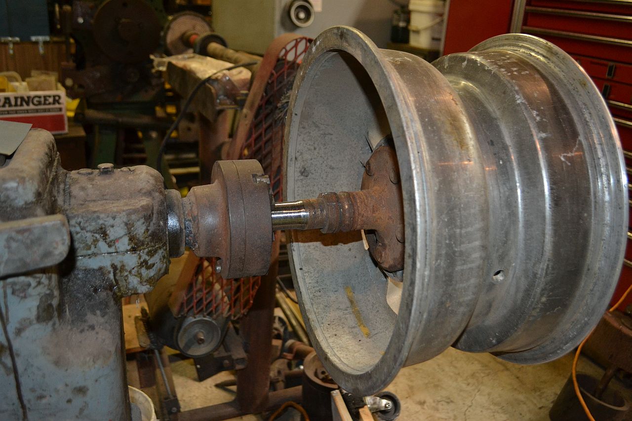 Brakedrum Lathe with Wheel-1.jpg