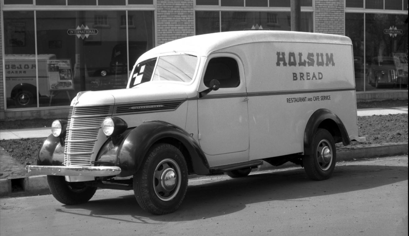 BreadTruck.JPG