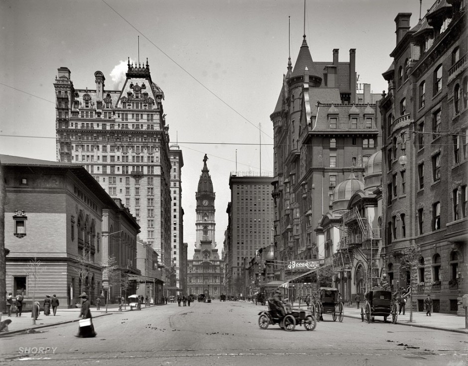 Broad Street north of Spruce Street , Philadelphia , 1905..jpg