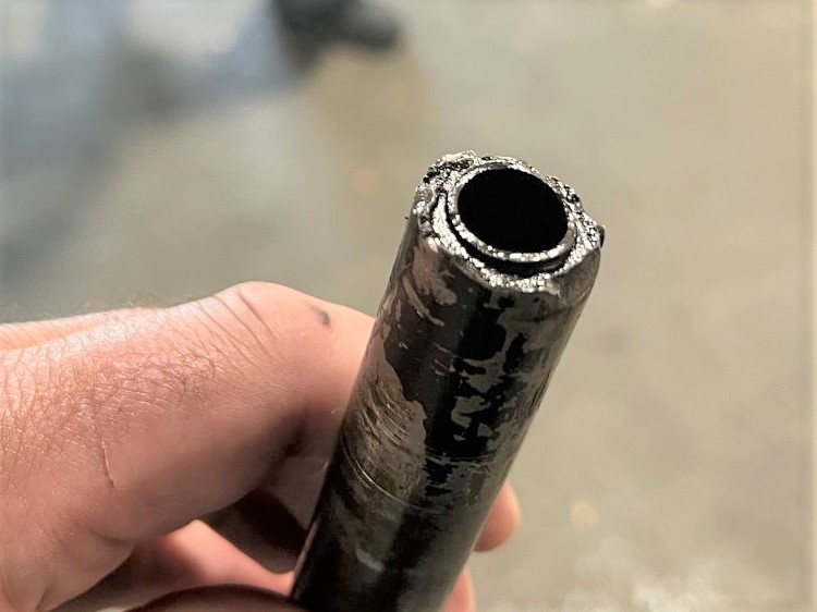 Broken  weld B 34 (2).jpeg