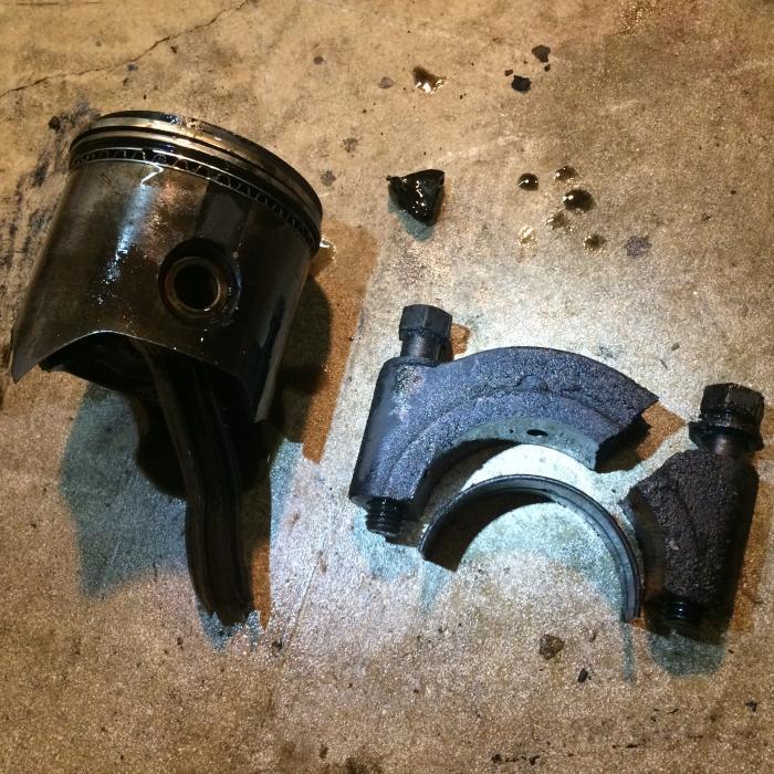 Broken_Rod_Crankshaft_Bearing_Cap.jpg